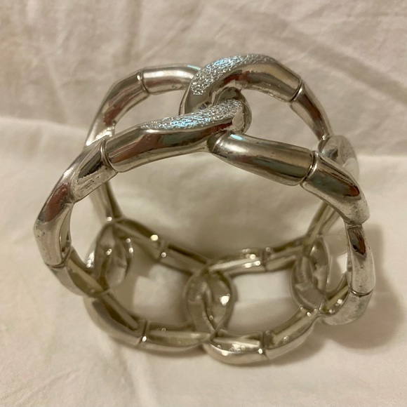 Forever 21 Large chunky Cuff bracelet.  silver tone. - Picture 10 of 16